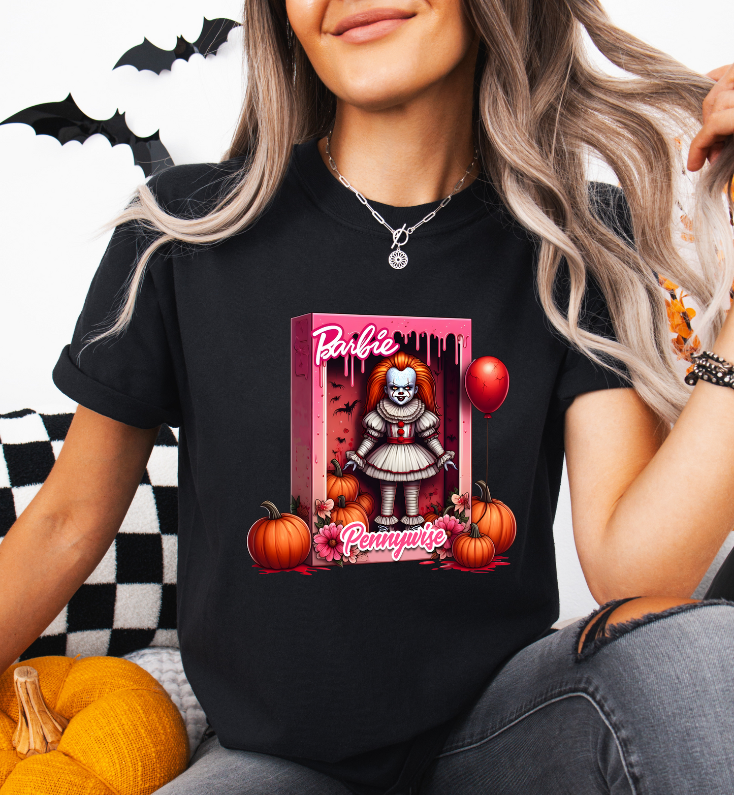 HORROR BARBIE GRAPHIC TEE
