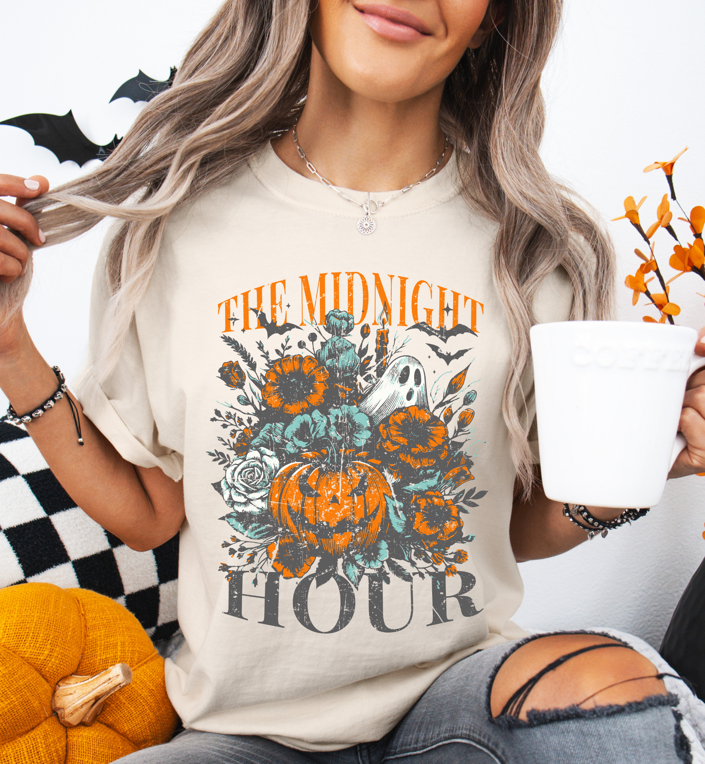 MIDNIGHT HOUR GRAPHIC TEE