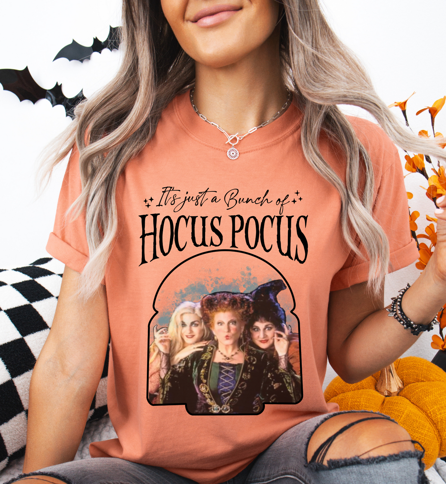 IT'S JUST A BUNCH OF HOCUS POCUS GRAPHIC TEE