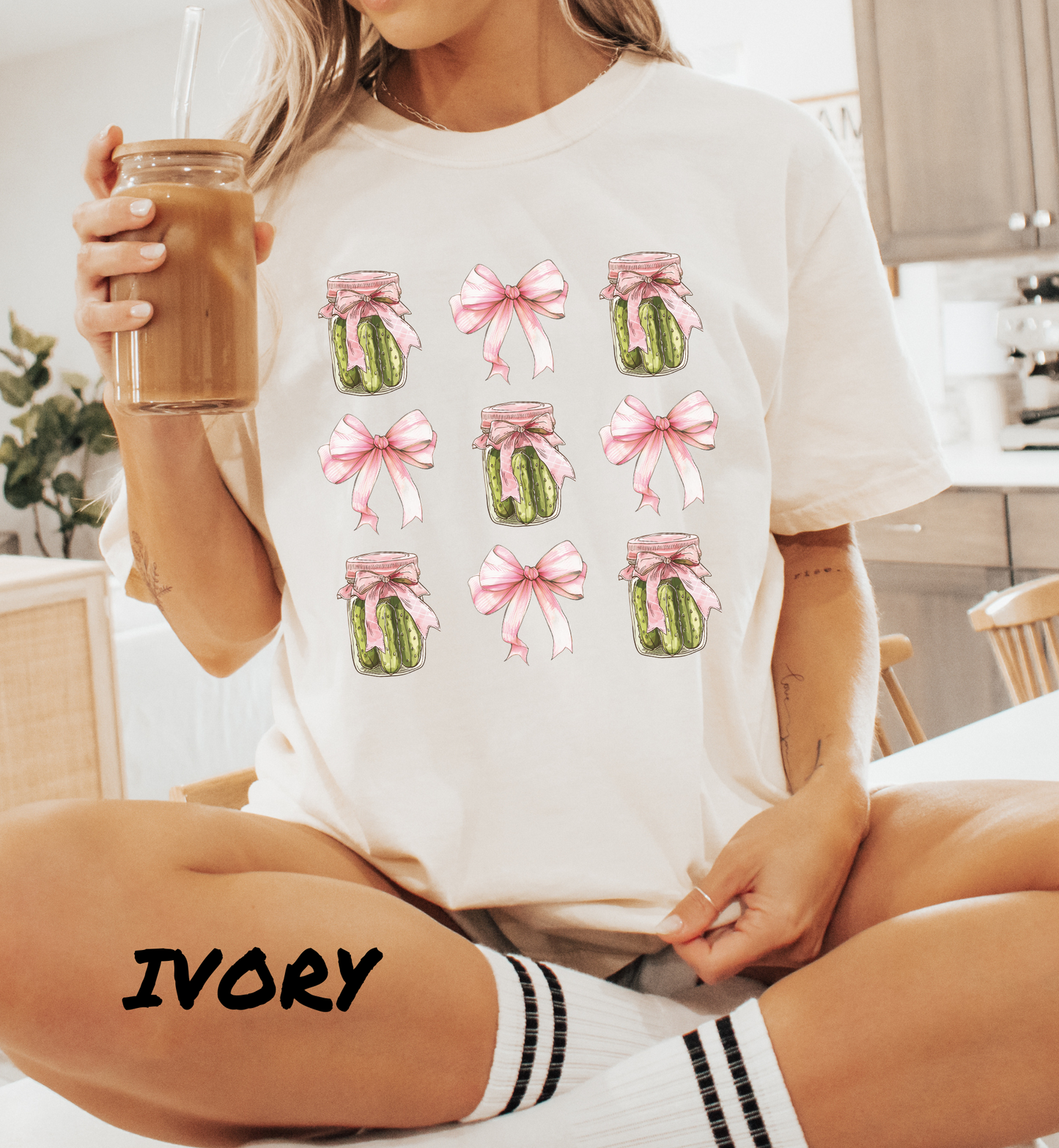 PICKLE COQUETTE GRAPHIC TEE
