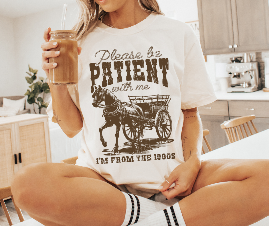 1900'S GRAPHIC TEE