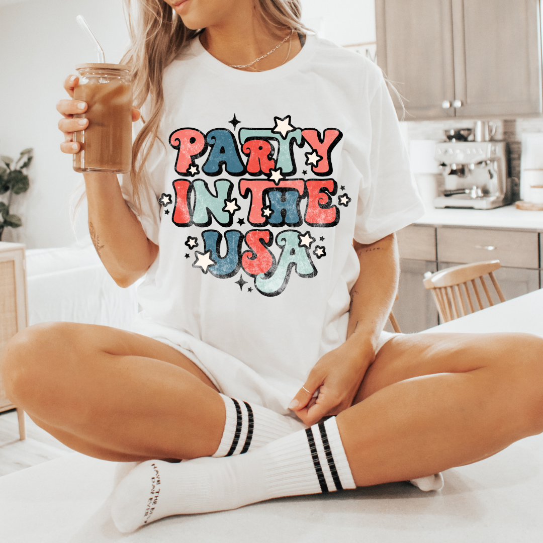 PARTY IN THE USA GRAPHIC TEE