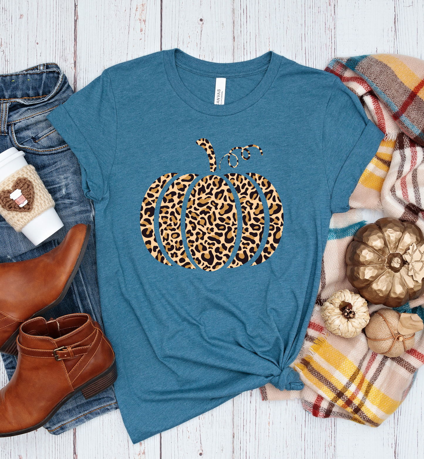 CHEETAH PUMPKIN GRAPHIC TEE