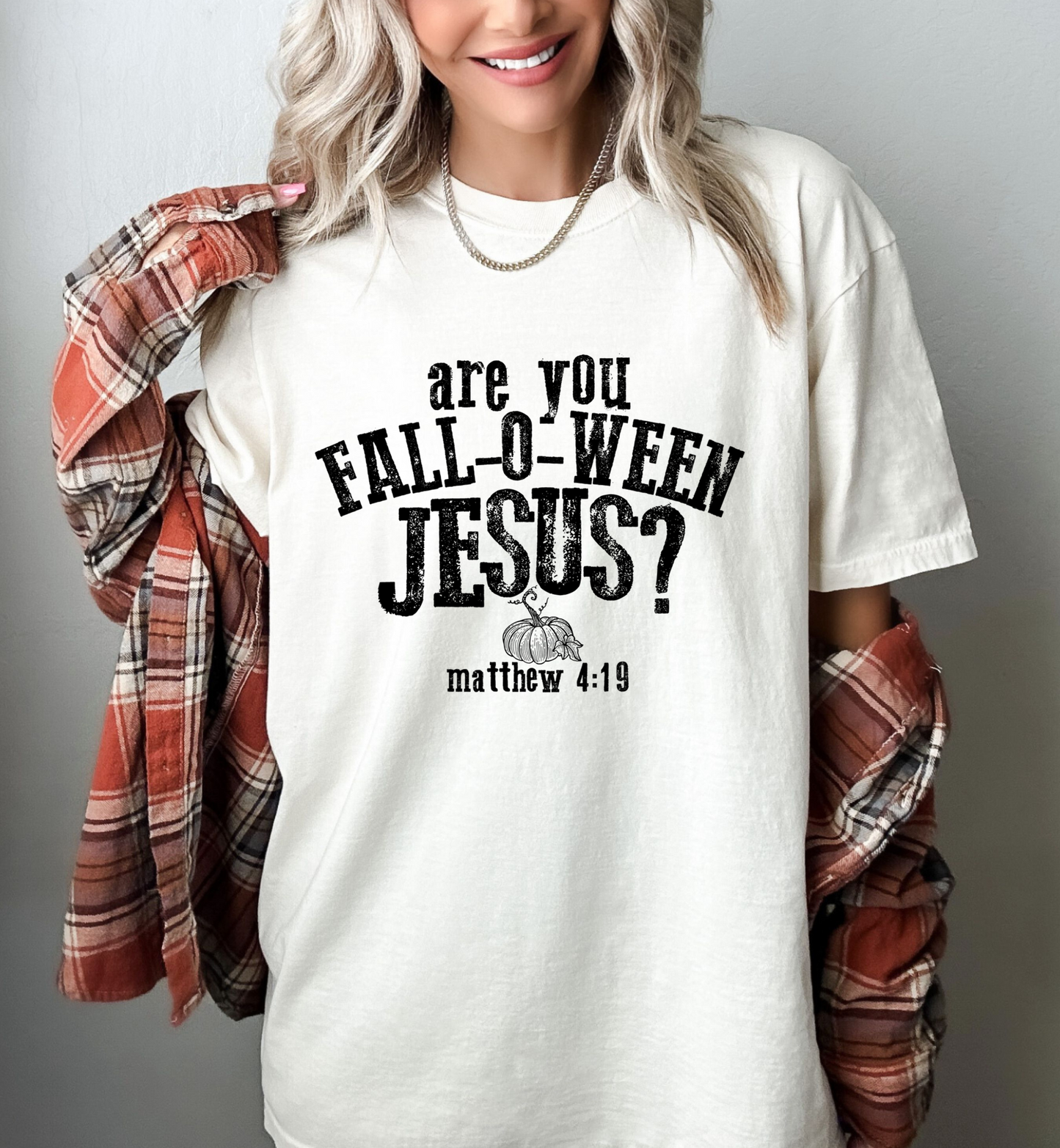 FALLOWEEN JESUS GRAPHIC TEE