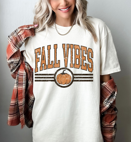 FALL VIBES GRAPHIC TEE