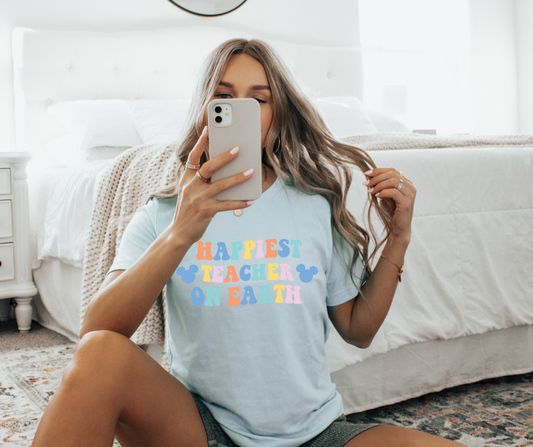 HAPPIEST TEACHER ON EARTH GRAPHIC TEE