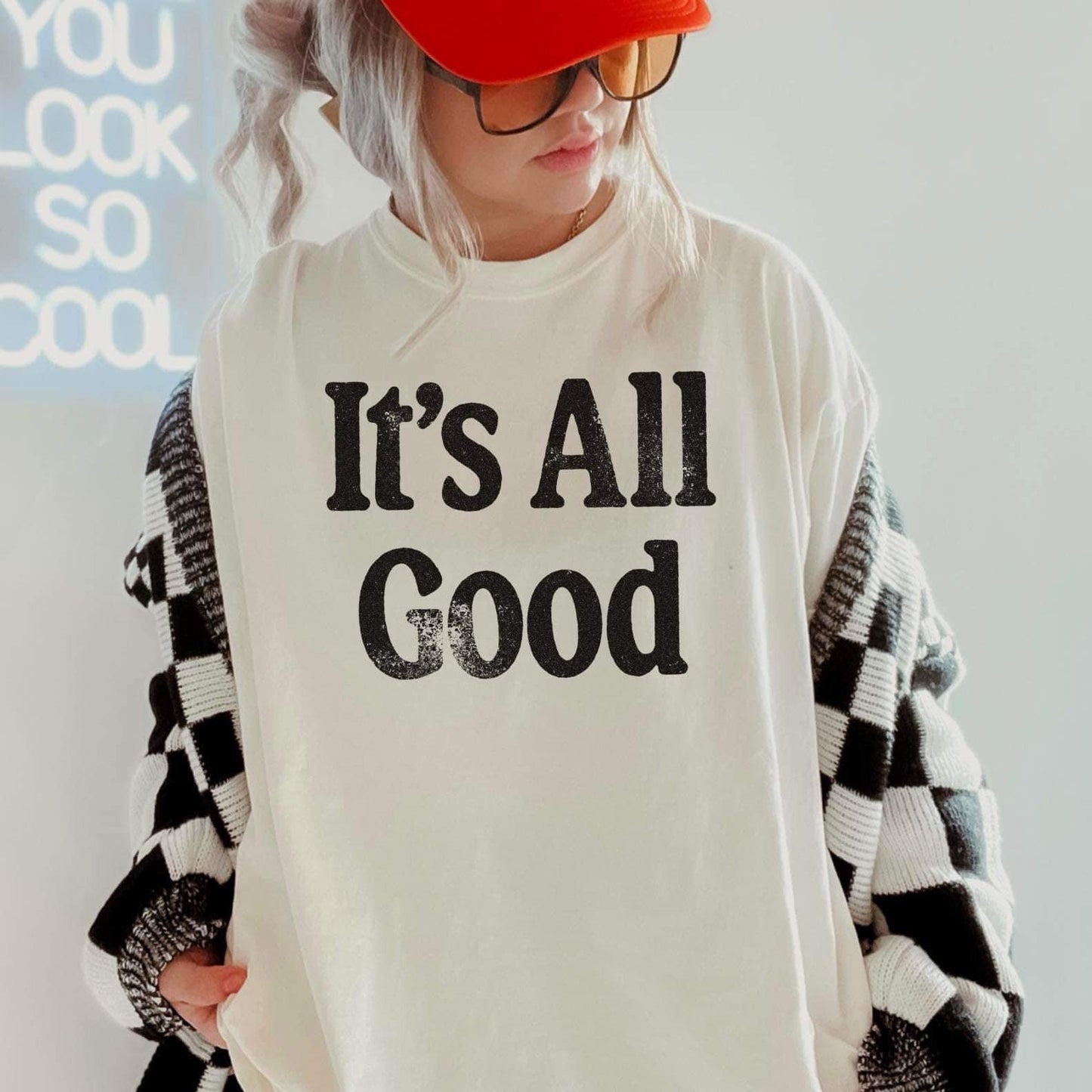 IT'S ALL GOOD GRAPHIC TEE