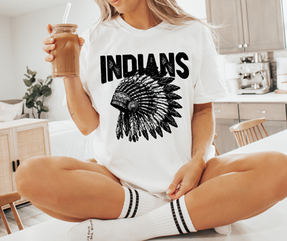 INDIANS DISTRESSED GRAPHIC TEE