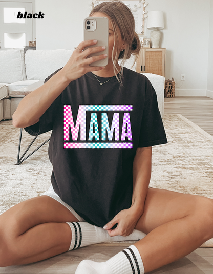 MAMA COLORFUL CHECKERED GRAPHIC TEE