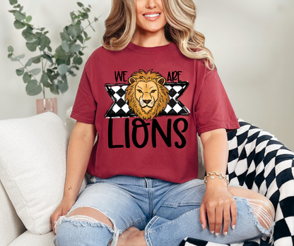 WE ARE LIONS GRAPHIC TEE