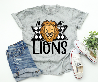 WE ARE LIONS GRAPHIC TEE