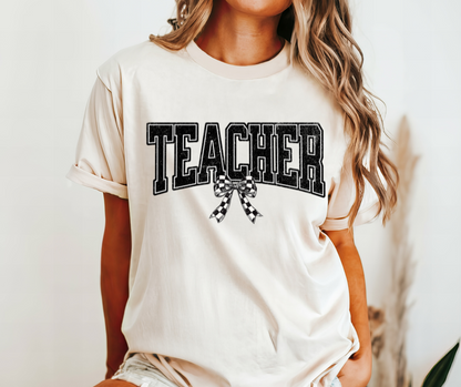 TEACHER CHECKERED BOW GRAPHIC TEE